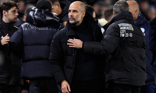 j9-瓜帅：对手8人拖后防守 斯通斯：我们丢掉了2分